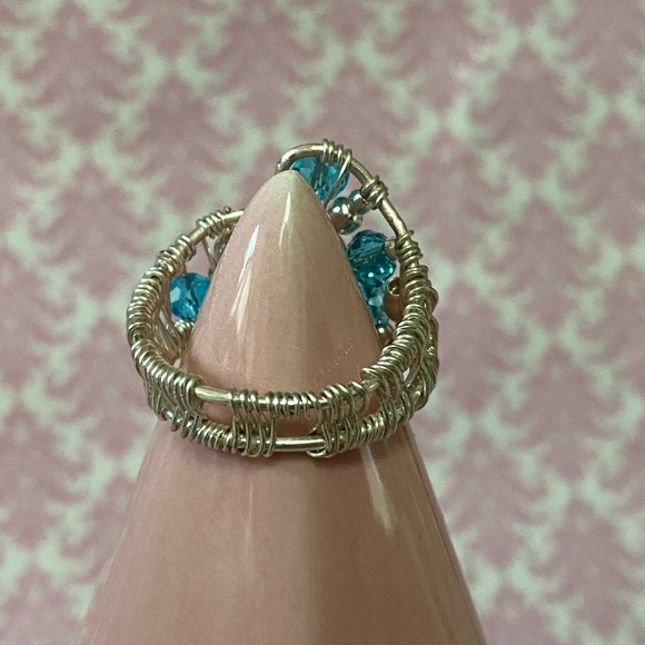 Handmade Wire weaved ring - Picture 3 of 5